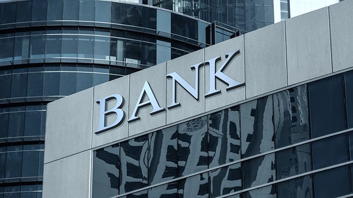 OJK prediksi bank naik kelas ke modal di atas Rp 70 triliun